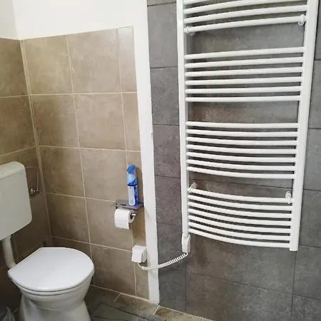 Holling Apartman Fertoboz Exterior photo